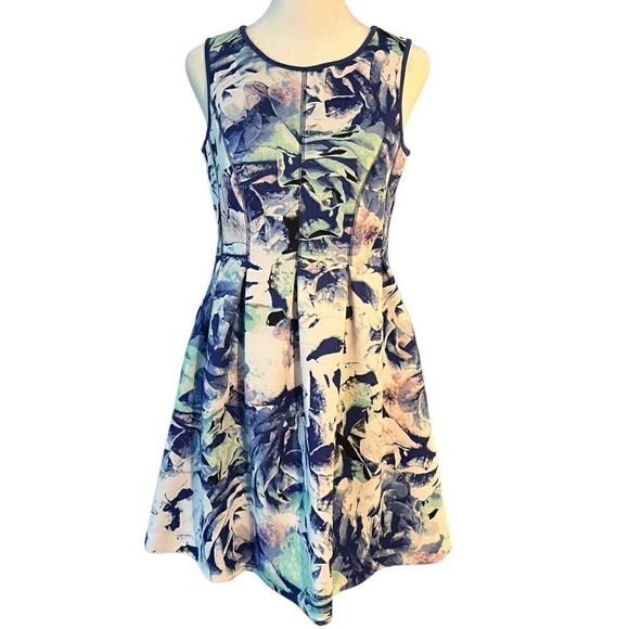 Apt. 9 Athletic Floral Dress with Pockets - Women’s PM - Picture 1 of 7